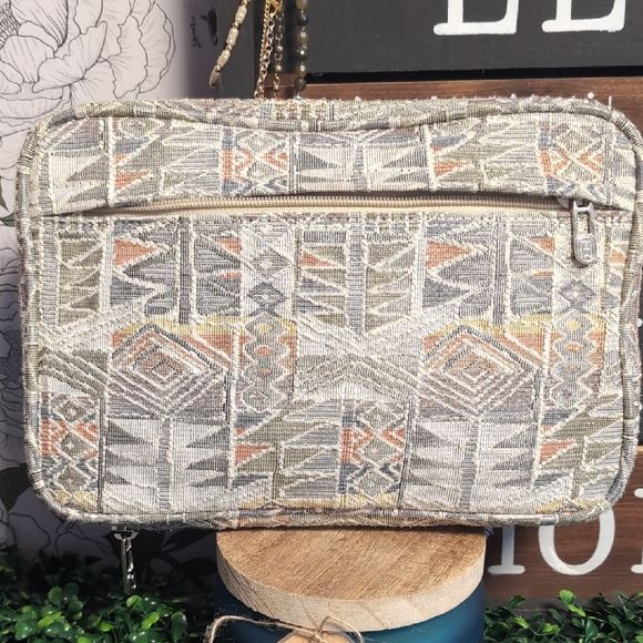Handbags - Glittering Gold Tapestry Carpet Cosmetics Bag